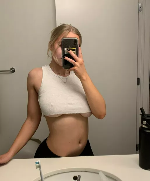 Abby Kruger OnlyFans Leak Picture - Thumbnail AymyUJO3SF