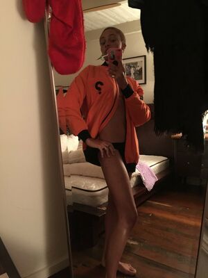 Adwoa Aboah OnlyFans Leak Picture - Thumbnail sFltPjj2s8