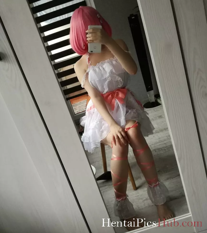 Akariia Cosplay Nude OnlyFans Leak Photo GOBrXdwPan