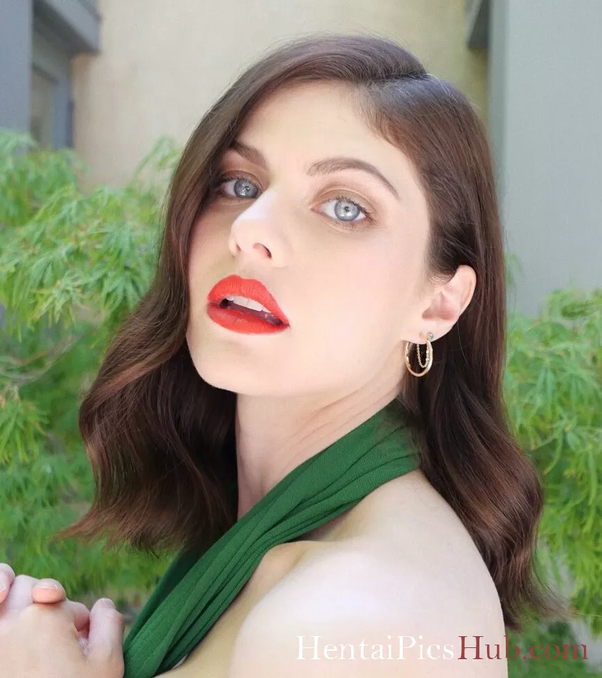 Alexandra Daddario Nude OnlyFans Leak Photo 7v99B0Vwvo