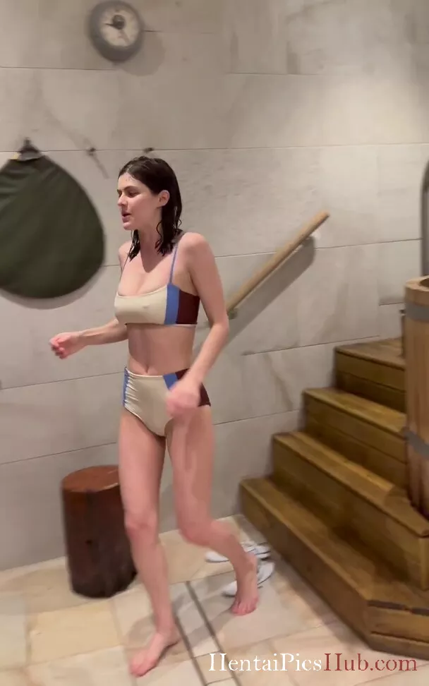 Alexandra Daddario Nude OnlyFans Leak Photo 7vf8zfdf3c