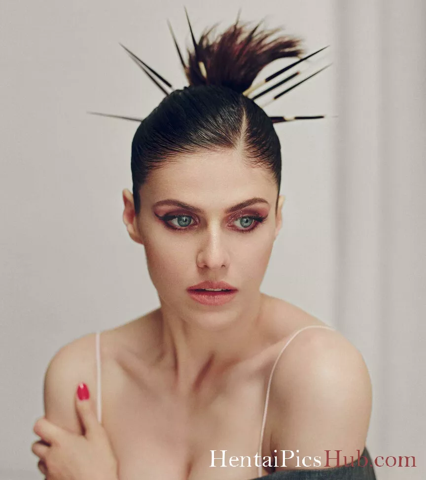 Alexandra Daddario Nude OnlyFans Leak Photo ErR011qczJ