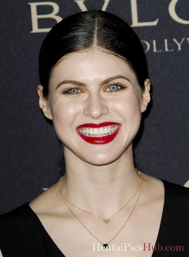 Alexandra Daddario Nude OnlyFans Leak Photo JPLdJy2KAn