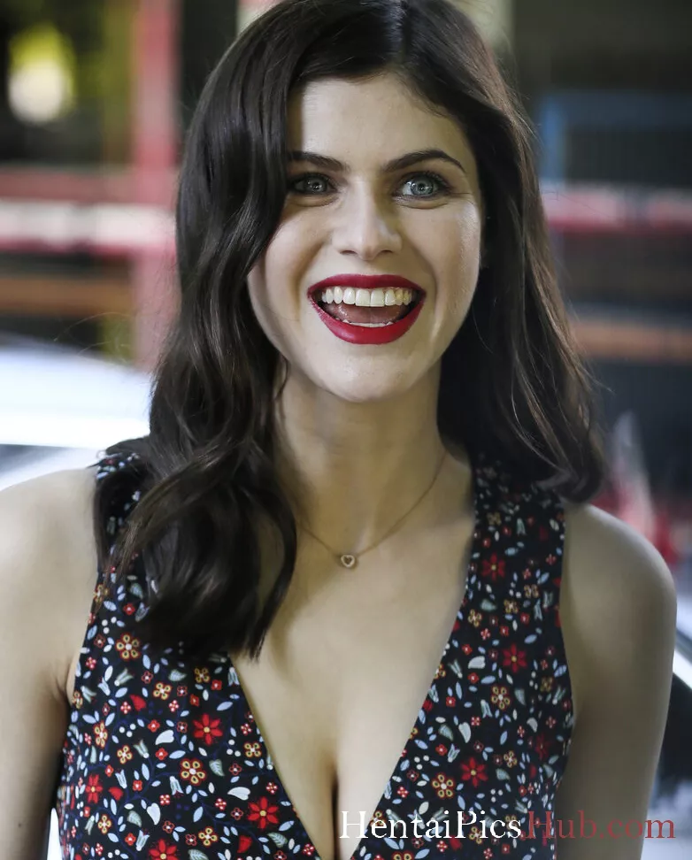 Alexandra Daddario Nude OnlyFans Leak Photo YUM0rHseDr