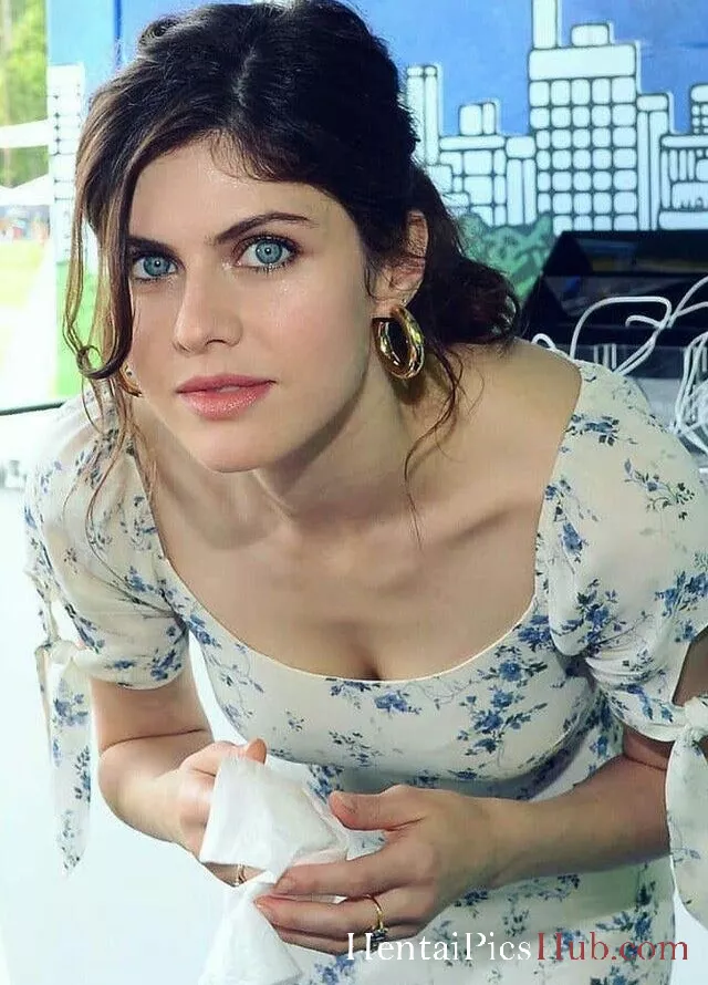 Alexandra Daddario Nude OnlyFans Leak Photo cSu0vJKAPH