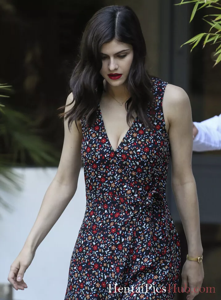 Alexandra Daddario Nude OnlyFans Leak Photo gr6srPVB4W