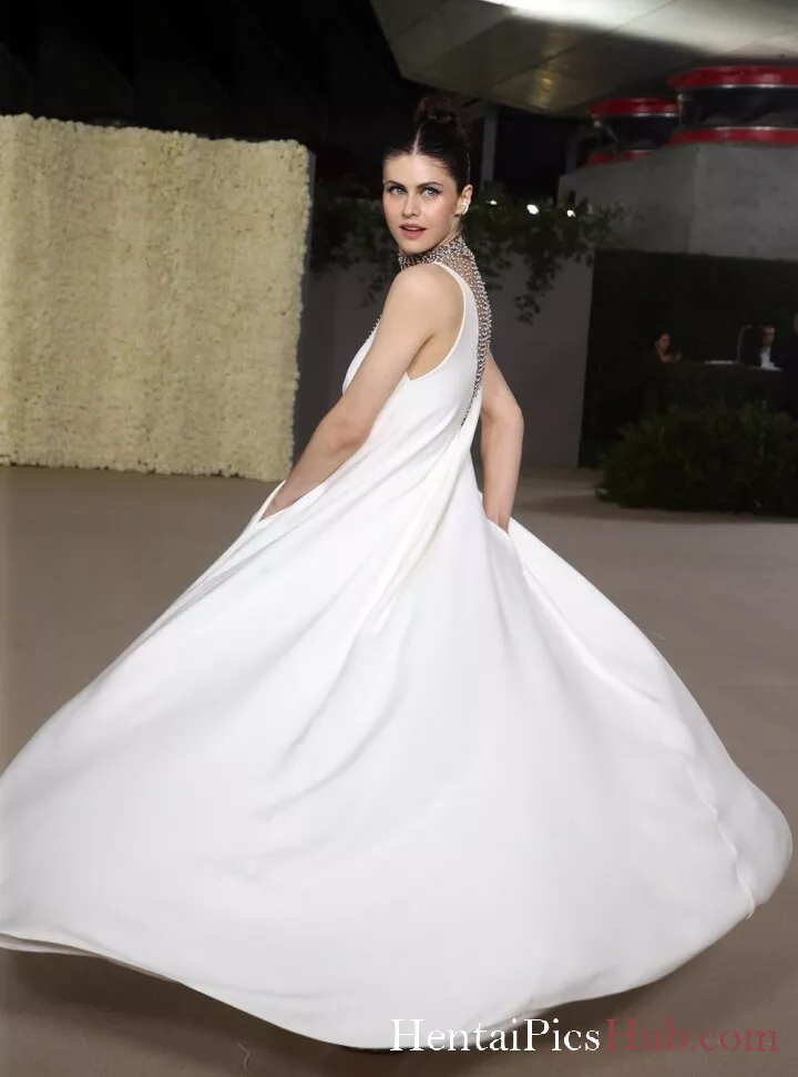 Alexandra Daddario Nude OnlyFans Leak Photo iGUC8uSeoi