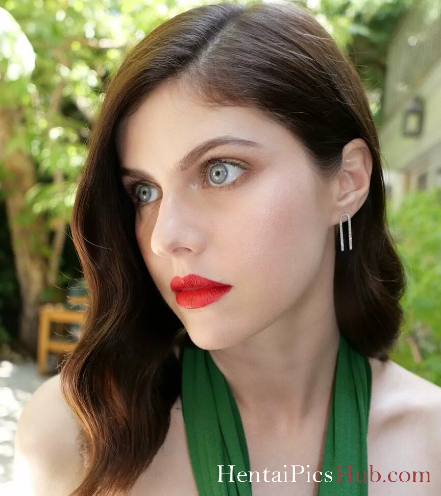 Alexandra Daddario Nude OnlyFans Leak Photo p0Wf1FoM0t