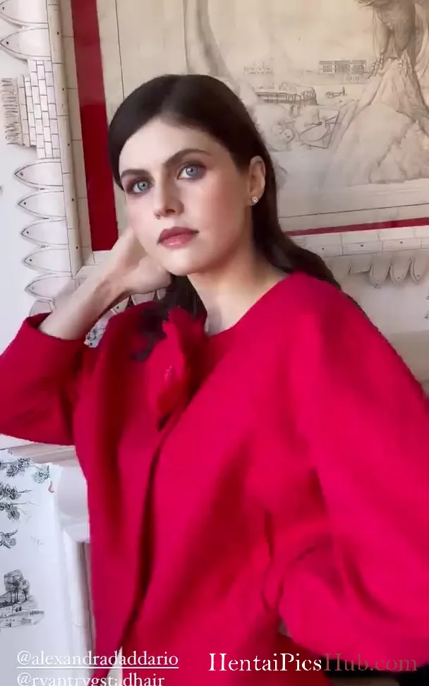 Alexandra Daddario Nude OnlyFans Leak Photo tqJKSY6LMK