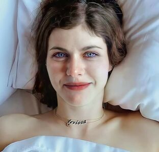 Alexandra Daddario OnlyFans Leak Picture - Thumbnail B69G72PIoV