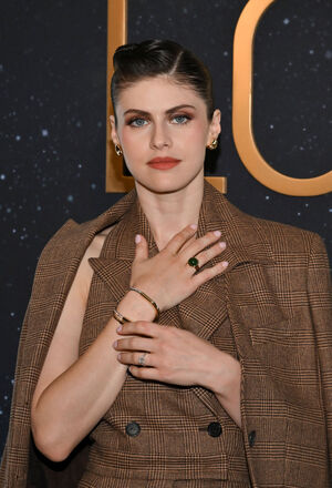 Alexandra Daddario OnlyFans Leak Picture - Thumbnail EVUq6TtwX0