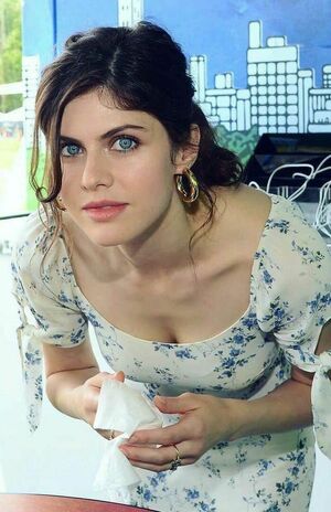 Alexandra Daddario OnlyFans Leak Picture - Thumbnail cSu0vJKAPH