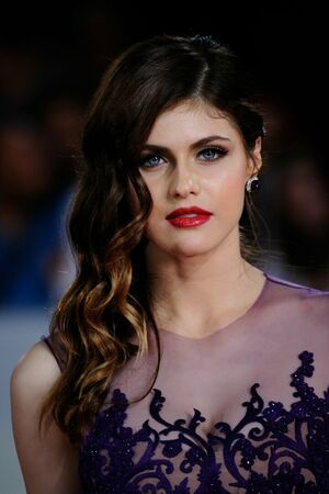 Alexandra Daddario OnlyFans Leak Picture - Thumbnail ePsa6j0vsB