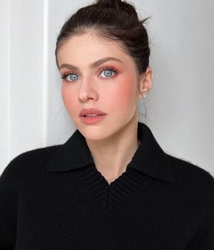 Alexandra Daddario OnlyFans Leak Picture - Thumbnail pm4ac6gOaS