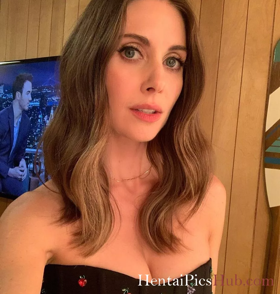 Alison Brie Nude OnlyFans Leak Photo FhyywaIewQ