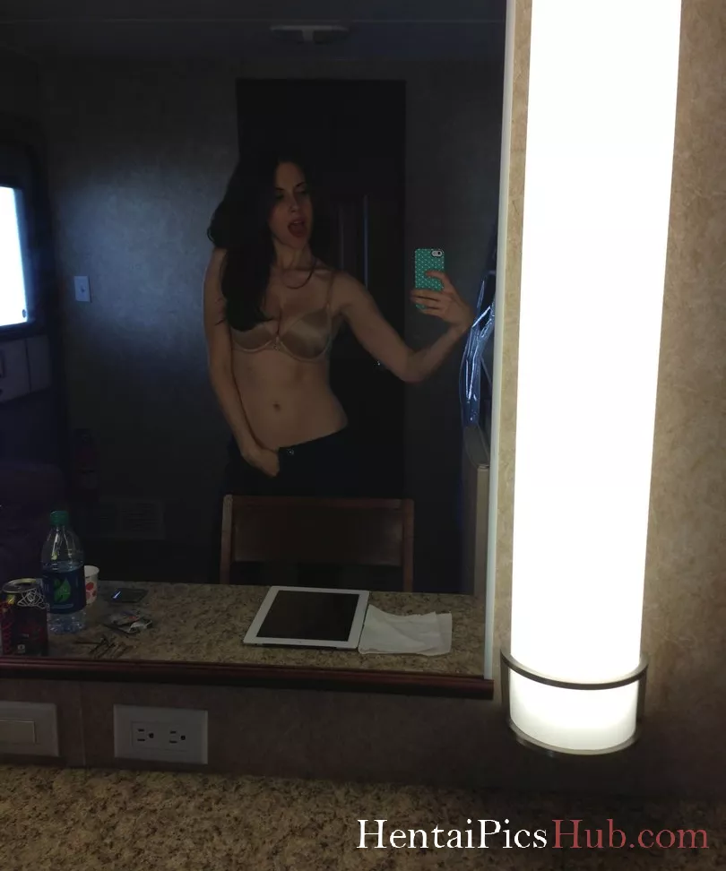 Alison Brie Nude OnlyFans Leak Photo TRR5QSiWlx