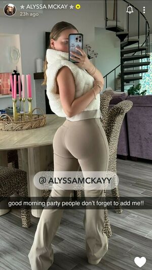 Alyssa Mckay OnlyFans Leak Picture - Thumbnail SfmBBeLhc4