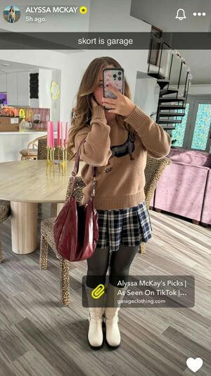 Alyssa Mckay OnlyFans Leak Picture - Thumbnail p5pU8cIVTv