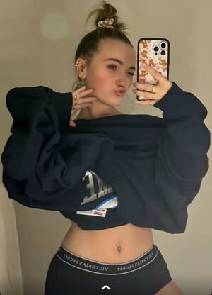 Alyssa Mckay OnlyFans Leak Picture - Thumbnail v95P3sH6XH