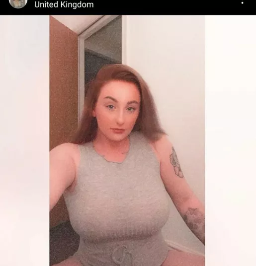 Amyrebecca.xx OnlyFans Leak Picture - Thumbnail LgrSGjip0e