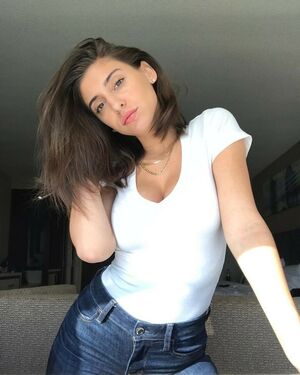 Andrea Helfrich OnlyFans Leak Picture - Thumbnail UEt9q4GMX7