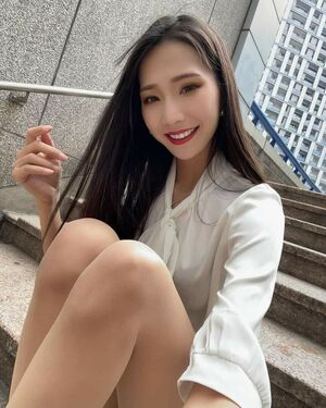 Anita Feifei OnlyFans Leak Picture - Thumbnail fjLIbXKHuM