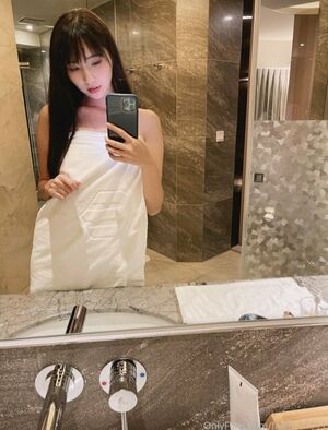 Anita Feifei OnlyFans Leak Picture - Thumbnail h9QYFMOeuF