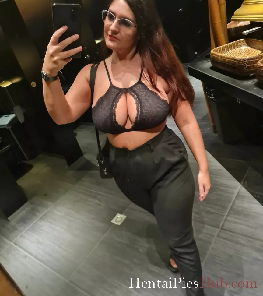 Ann Cygnus Nude OnlyFans Leak Photo AQtrktCWN7