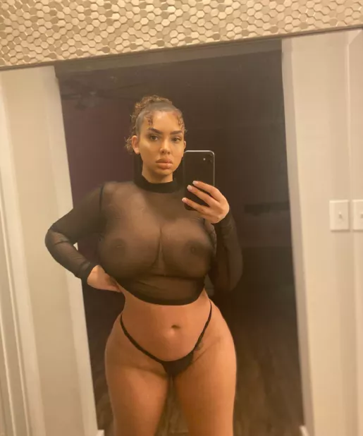 Annamariesarai OnlyFans Leak Picture - Thumbnail jqoAnIoBzd