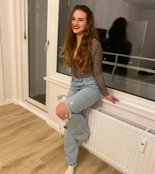 Annika Baecker OnlyFans Leak Picture - Thumbnail AAbNQLG25E