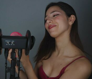 Asmr Glow OnlyFans Leak Picture - Thumbnail LkeZ3sFG45