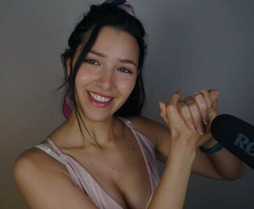 Asmr Glow OnlyFans Leak Picture - Thumbnail Udpcl6GzQb