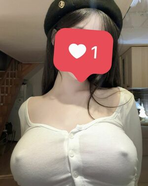 Asuna OnlyFans Leak Picture - Thumbnail dBaYm7lti0