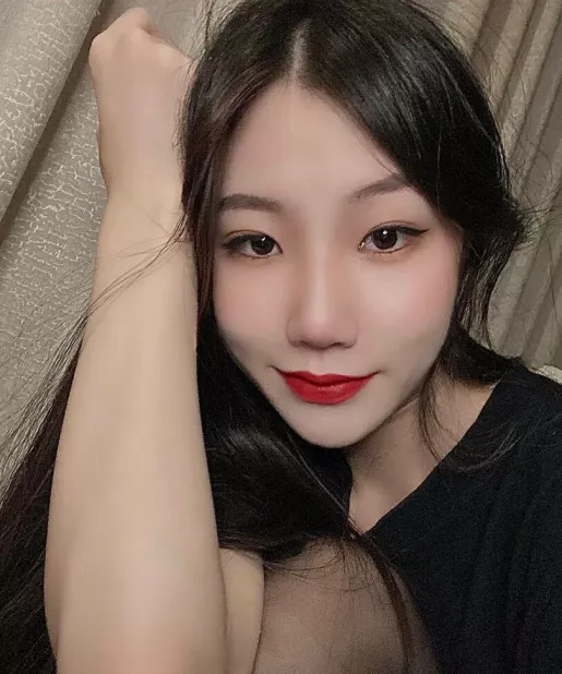 August Weiyang OnlyFans Leak Picture - Thumbnail S7BpuUbhdp