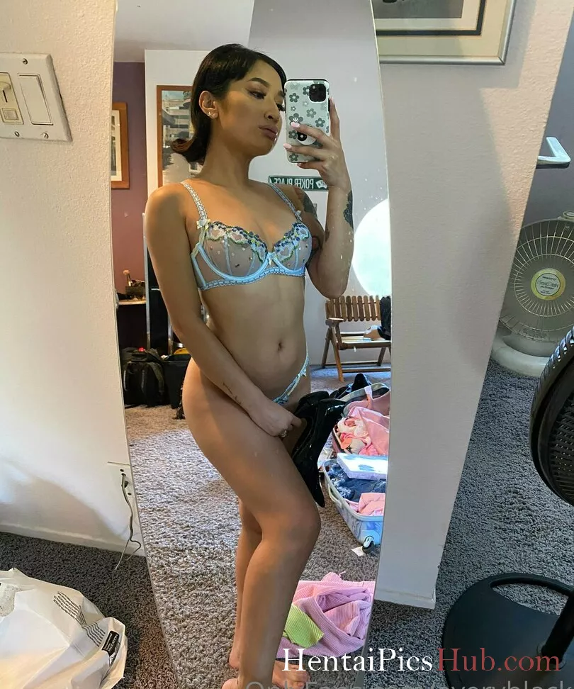 Avery Black Nude OnlyFans Leak Photo ZI64XIihxI