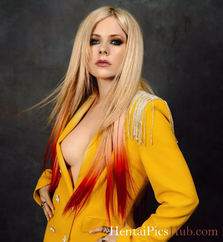 Avril Lavigne Nude OnlyFans Leak Photo BuN4LAFxc2