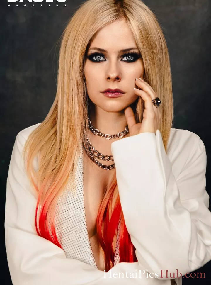 Avril Lavigne Nude OnlyFans Leak Photo SCbkEUKvlP