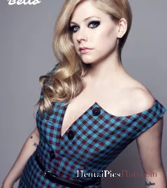 Avril Lavigne Nude OnlyFans Leak Photo lAqirsr7dl