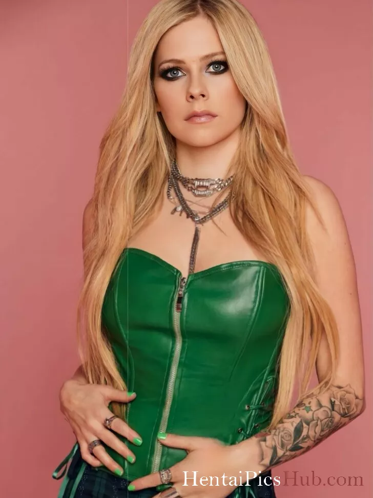 Avril Lavigne Nude OnlyFans Leak Photo m66VQdXvhp