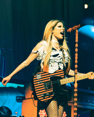 Avril Lavigne OnlyFans Leak Picture - Thumbnail 2m5Ii5aXGV