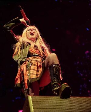 Avril Lavigne OnlyFans Leak Picture - Thumbnail 86wsXs2va4