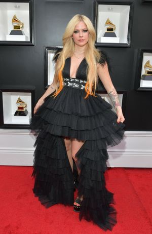 Avril Lavigne OnlyFans Leak Picture - Thumbnail RRGzzgdP2s