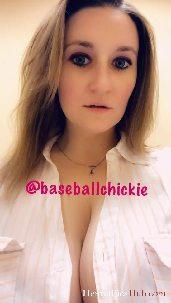 Baseballchickie Nude OnlyFans Leak Photo LlscE7qEzI