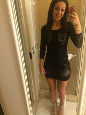 Bayley OnlyFans Leak Picture - Thumbnail Zuup39MlFy