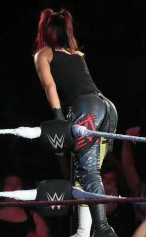 Bayley OnlyFans Leak Picture - Thumbnail nbuVP5YHxz