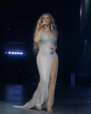 Beyonce OnlyFans Leak Picture - Thumbnail 5BPatrf8Kx