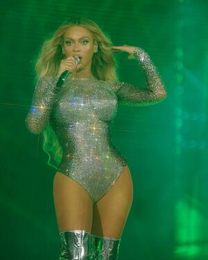 Beyonce OnlyFans Leak Picture - Thumbnail GxmEcS5eUE