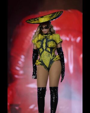 Beyonce OnlyFans Leak Picture - Thumbnail Z0swEPcEPX