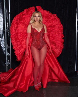 Beyonce OnlyFans Leak Picture - Thumbnail nyhuSIMjD7