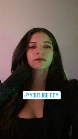 Brittany Venti OnlyFans Leak Picture - Thumbnail t8cWW5XPaV